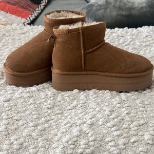 Women's Tan Suede Ankle Boots